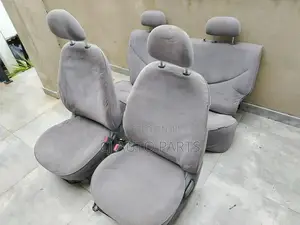 Toyota Platz Seat Set