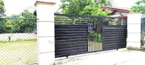 වෙියන්ගොඩ කීනවල දුම්රිය ස්ථානය ඉදිරිපිට පර්චස් 16 ඉඩමක් විකිණීමට ඇත