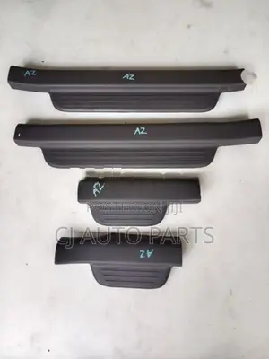 Toyota Platz Foot Step Set