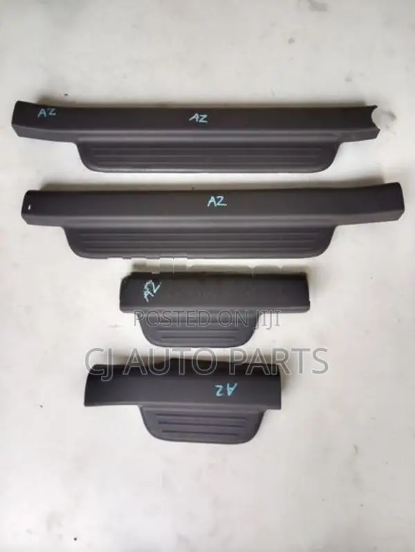 Toyota Platz Foot Step Set