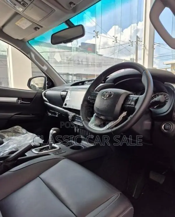 Toyota Hilux 2.8L 2025