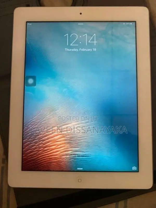 Apple iPad Tablet (Used)