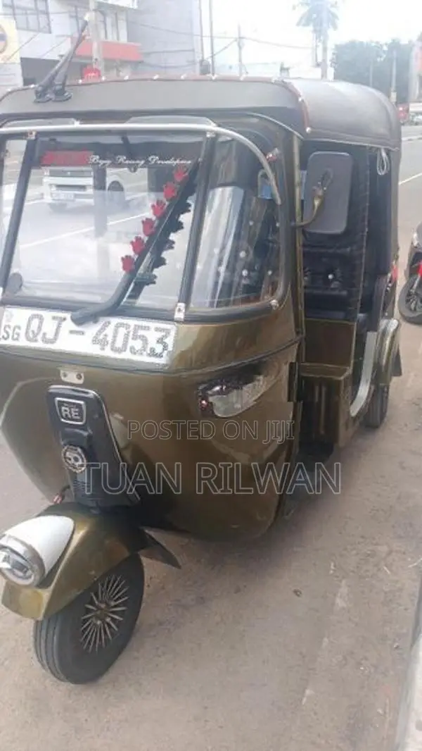 Bajaj RE 2006