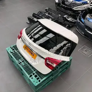 Genuine Mercedes GLA GLA180 GLA200 2018 dicky door lights bumper