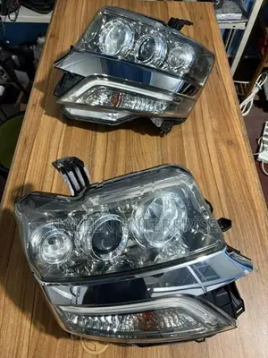 Honda N Box Head Lights