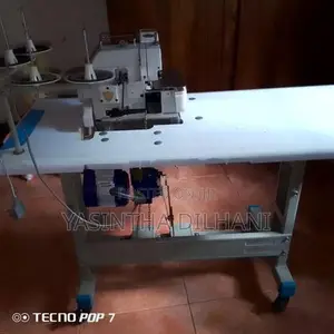 4 Thread Overlock Machine