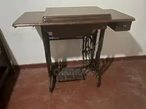 Singer Sewing Machine