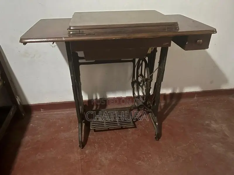 Singer Sewing Machine