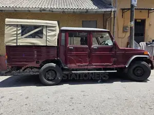 Mahindra Bolero 2006