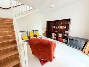 Elegantly Build House For Sale in Kalalgoda Thalawathugoda