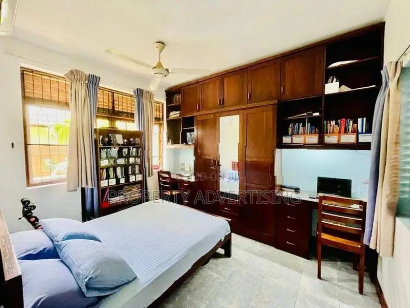 Elegantly Build Dehiwala Pepiliyana House for Sale