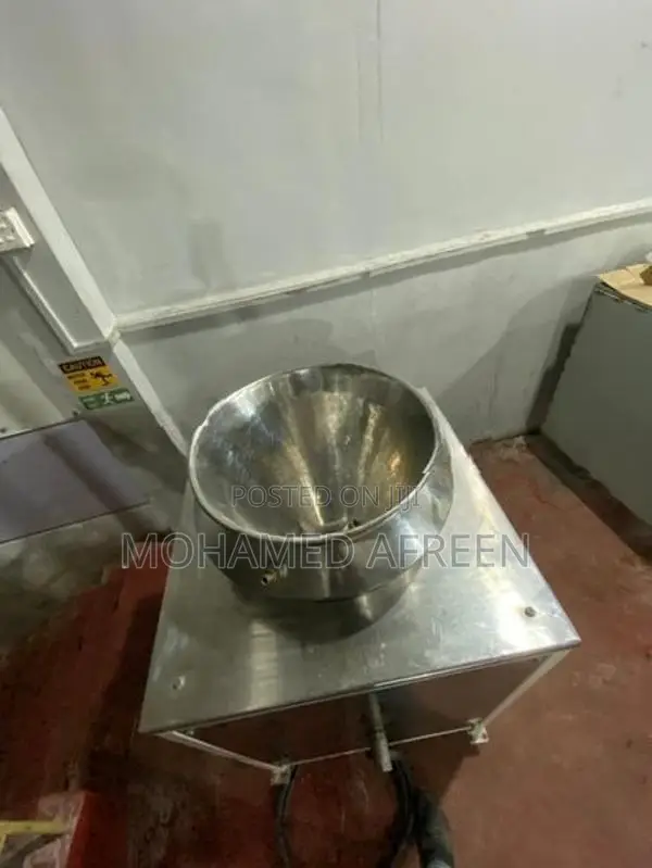 Liquid Paste Center Filling Machine
