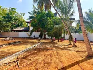 මාලඹේ පදිංචියට සුපිරි බිම්කොටස් ඩී