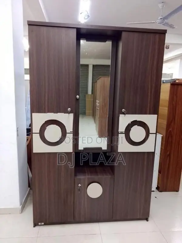 Piyestra Wardrobe