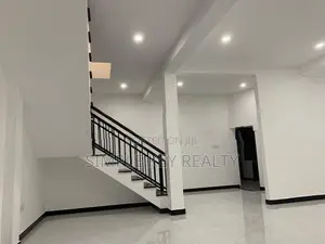 Beautiful Three Store House for Sale in Minuwangoda