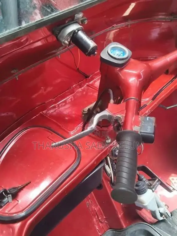 Bajaj RE 1994