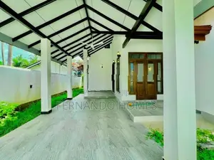 Good Newly House For Sale In Negombo Daluwakotuwa Weliehana Area