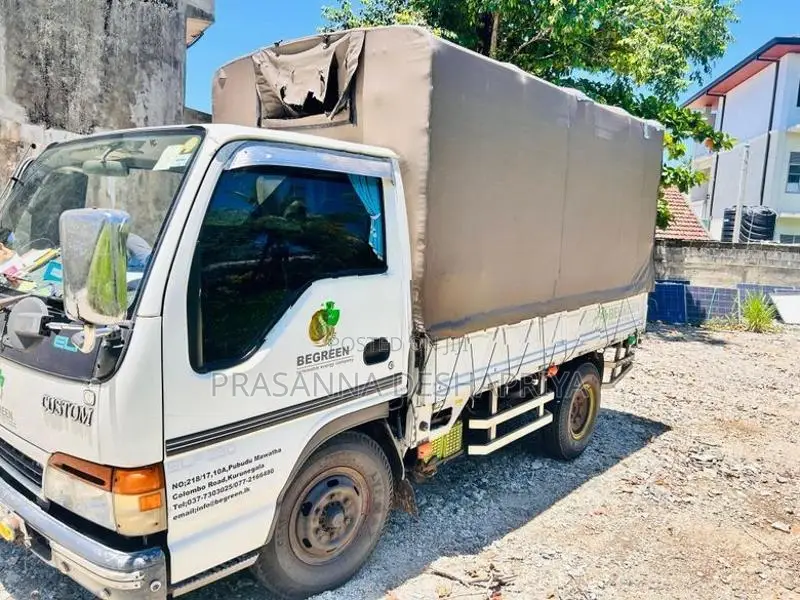 Isuzu 150 ELF (NHR69E) 1999