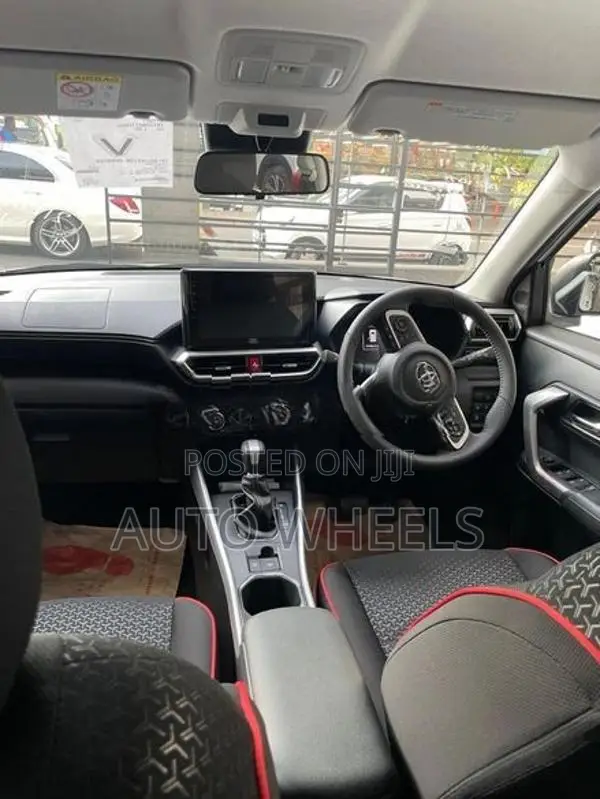 Toyota Raize SUV 2025