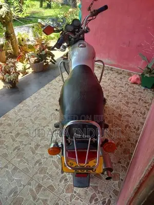 Bajaj Boxer 2003