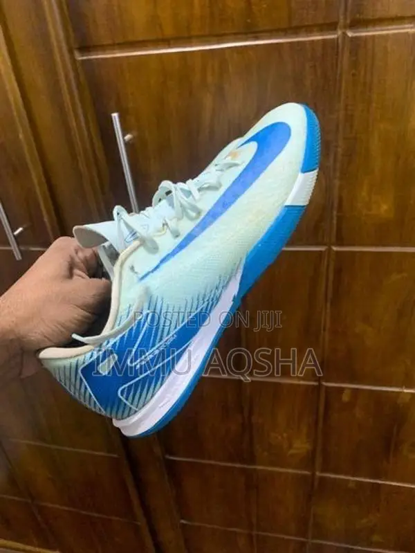 Futsal Boots