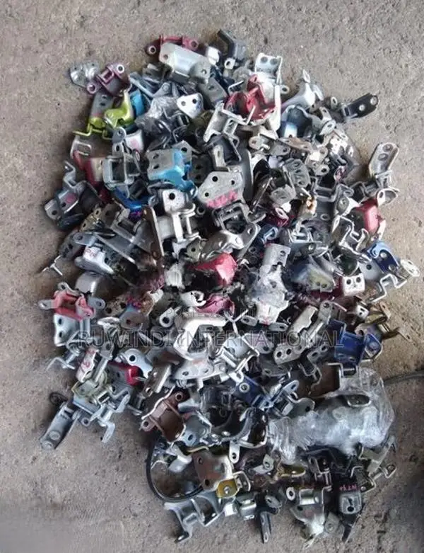DOOR HINGES