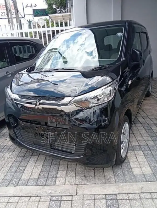 Mitsubishi eK Wagon M 2024