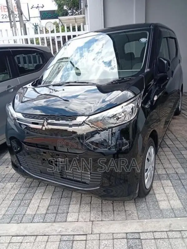 Mitsubishi eK Wagon M 2024