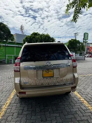 Toyota Land Cruiser Prado TX 2010