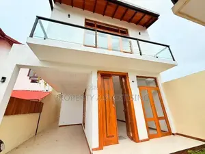 Elegantly Build Thalawathugoda Brand New House For Sale