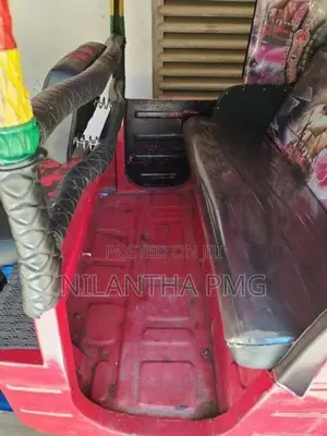 Bajaj RE 2003