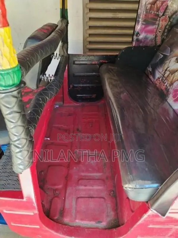 Bajaj RE 2003