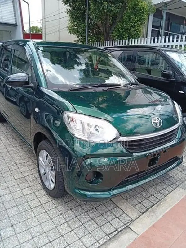 Toyota Passo X 2023
