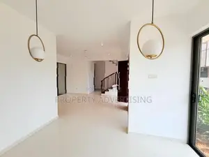 5BR Elegantly Build Thalawathugoda House For Sale