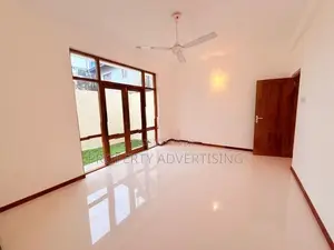 Elegantly Build Thalawathugoda Brand New House For Sale