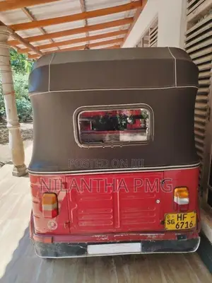 Bajaj RE 2003