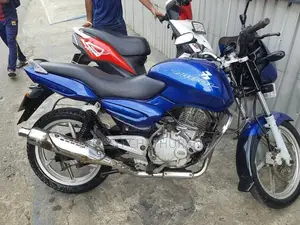 Bajaj Pulsar 150 2005