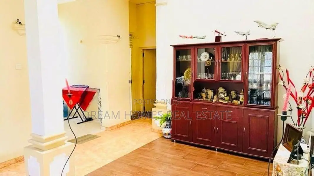 Spacious Luxury Two-Storey House for Sale – Kotte (Angampitiya Road)