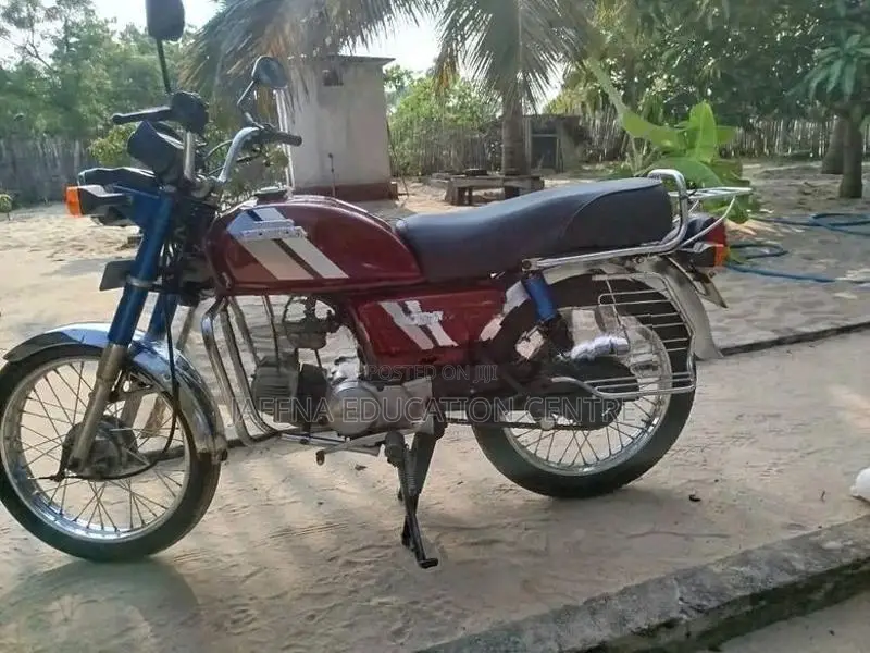 Hero CD 100 2004