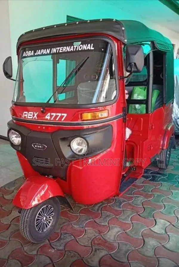 Bajaj RE Three wheeler 2024