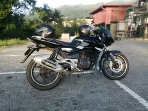 Bajaj Pulsar RS200 2010