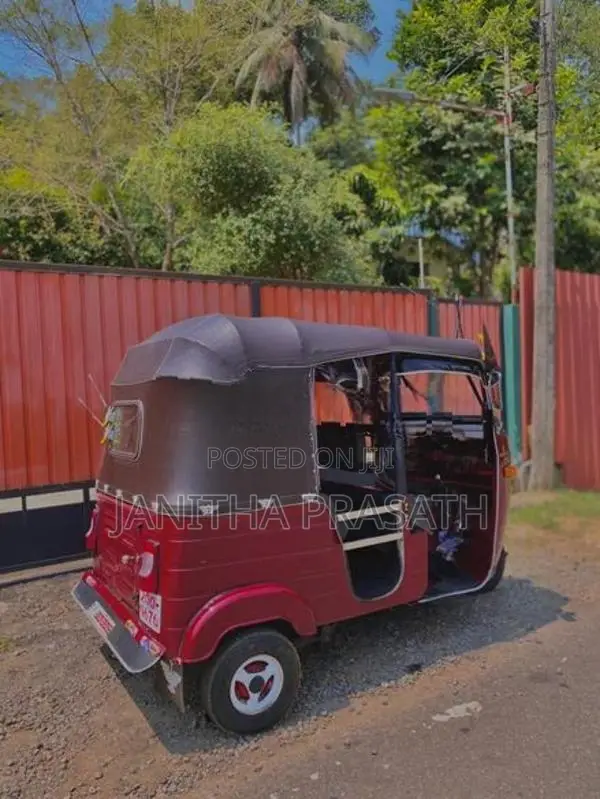 Bajaj RE 1997