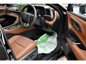 Toyota Crown Estate Z 2025
