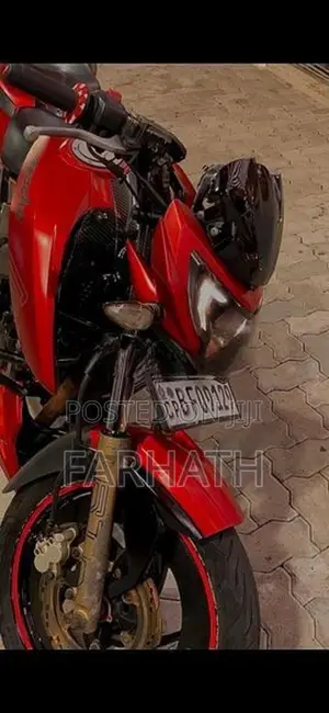 TVS Apache RTR 200 4V 2016