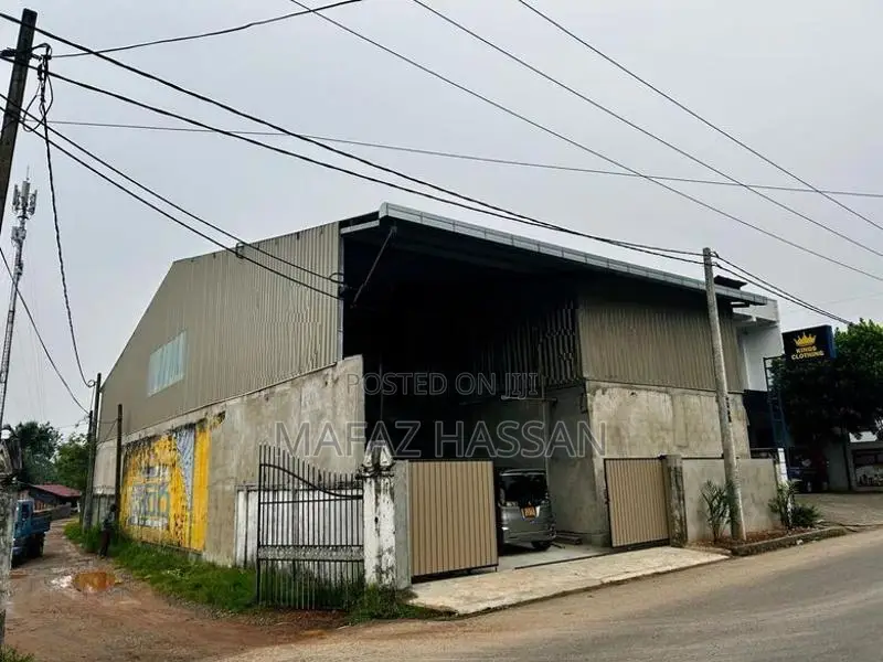 Warehouse for Rent in Ambathale Main Road, Wellampitiya