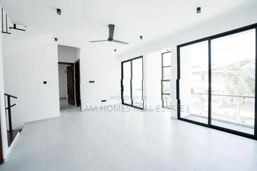 Modern Luxury House for Sale – Thalahena, Malabe