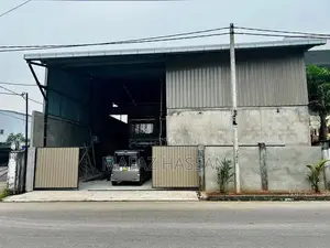 Warehouse for Rent in Ambathale Main Road, Wellampitiya