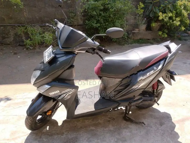 Yamaha RayZR 2019