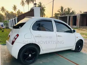 Nissan March Beetle K12 2003