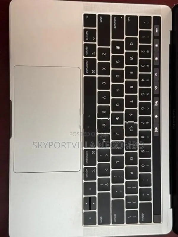 Apple MacBook Pro 13-inch 2018 (Touch Bar)